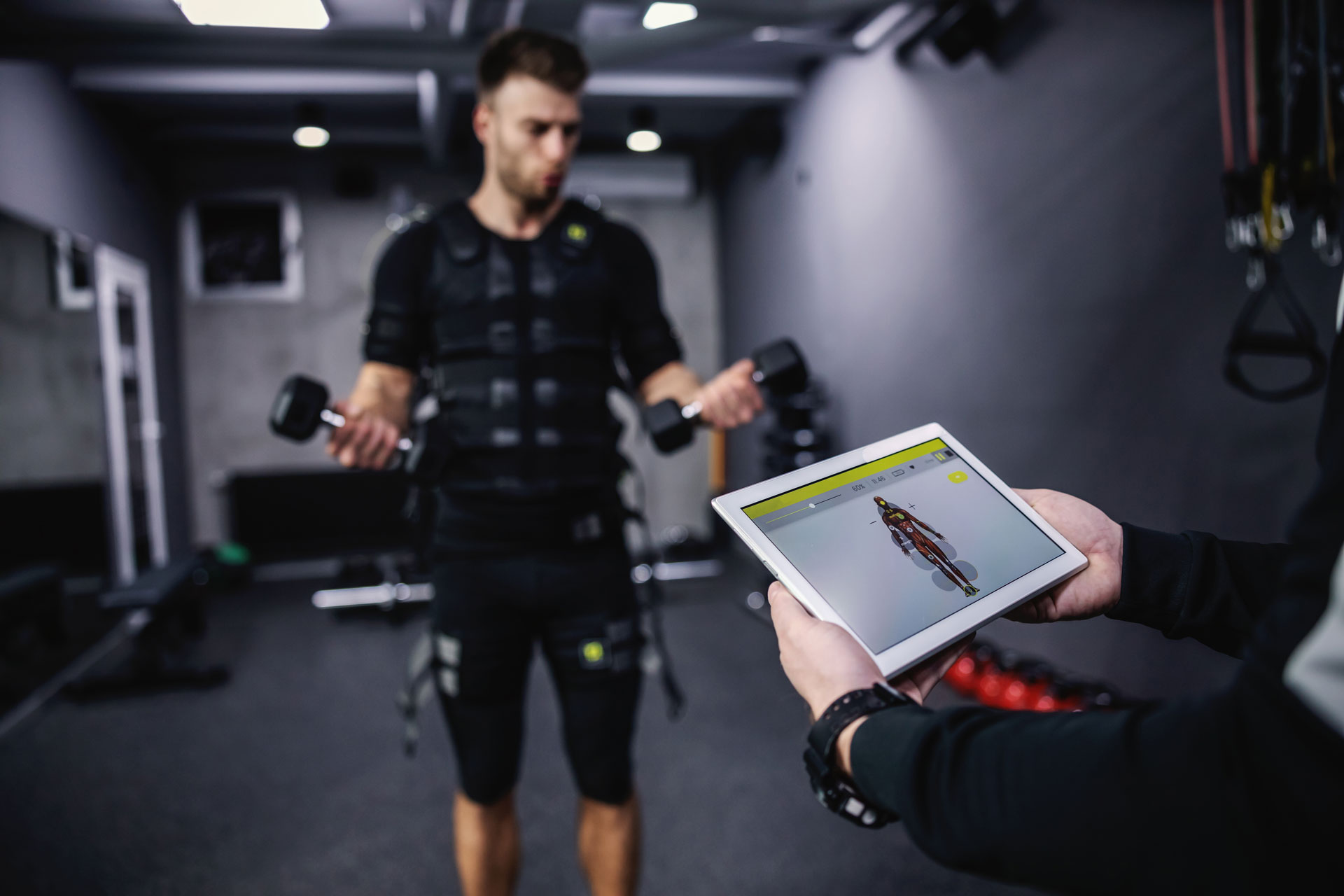 EMS-Anzug für Trainingsanalyse